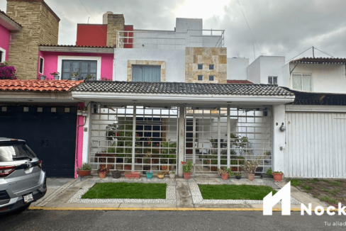Casa en fracc. zona Xilotzingo