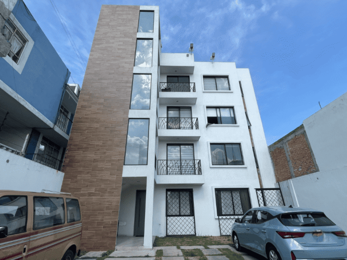 Departamento en Torre Argos